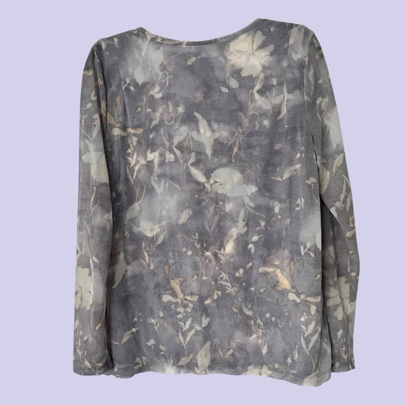 Simply Vera Watercolor Shirt Size Large Sheer Overlay Attached Tank Top Lavender - Picture 11 of 11